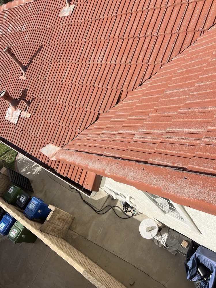 Slide of Jose Cruz's Roofing and Construction