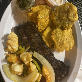 El Rey de Los Monchis - Seafood Near Me - Boqueron, Puerto Rico