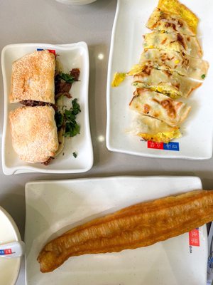 Four Sea Restaurant by null