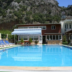 Canada Hotel & Bungalows - Canada Hotel - and swimming Pool