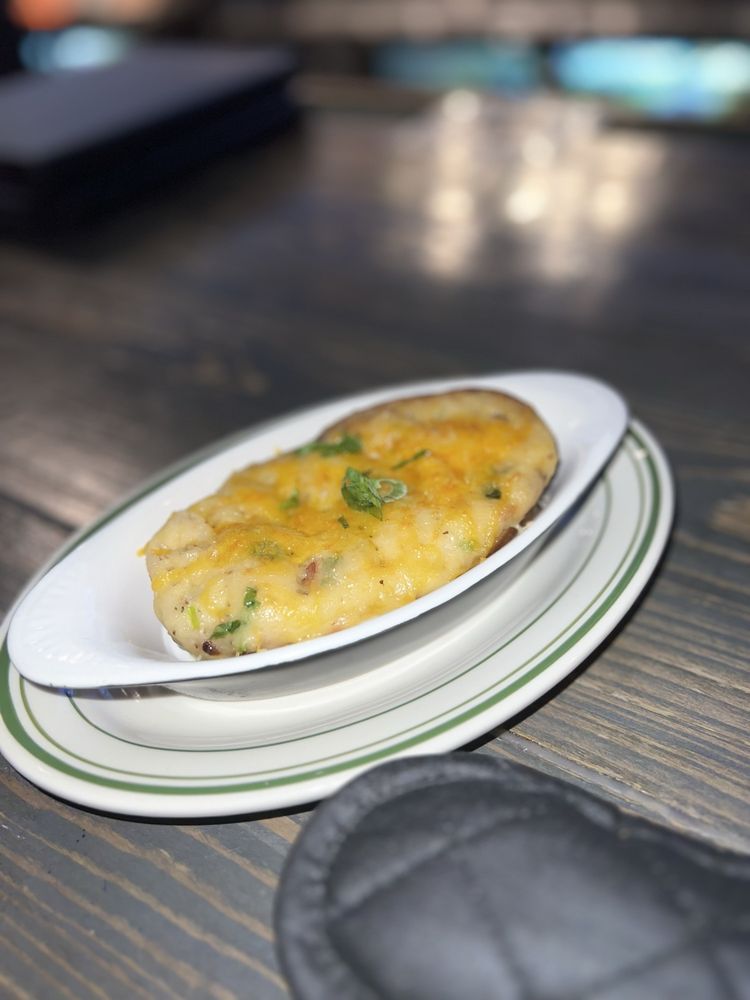 ZEE ZEE’S - Updated June 2024 - 18 Photos & 11 Reviews - 2943 Perkins ...