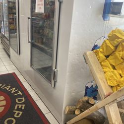 Friant Depot Shell - Ice and firewood