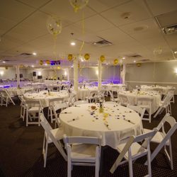 Water Tower Grille and Smokehouse - Room with decorations