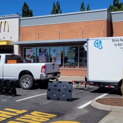 Bob's Cold Storage Solutions - Keeping the store open while the freezer is down.