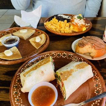 Café de Frida - Pancakes Near Me - Florence, Alabama