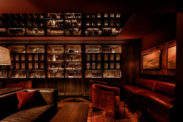 Founders Club by null