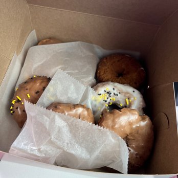Better Maid Donut - Bakeries Near Me - Pittsburgh, Pennsylvania