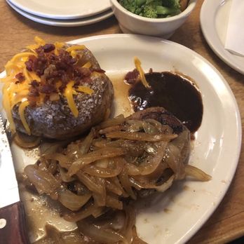 Texas Roadhouse - Smothered 8oz USDA Choice Sirloin, fresh veggies and a loaded baked potato - American Near Me - Reno, Nevada Texas Roadhouse - Smothered 8oz USDA Choice Sirloin, fresh veggies and a loaded baked potato - American Near Me - Reno, Nevada