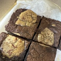 Domino's Pizza - Marbled brownies