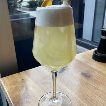 Grant Park Bistro - Mocktail: Seedlip Garden, pineapple, basil syrup - New American Near Me - Chicago, Illinois