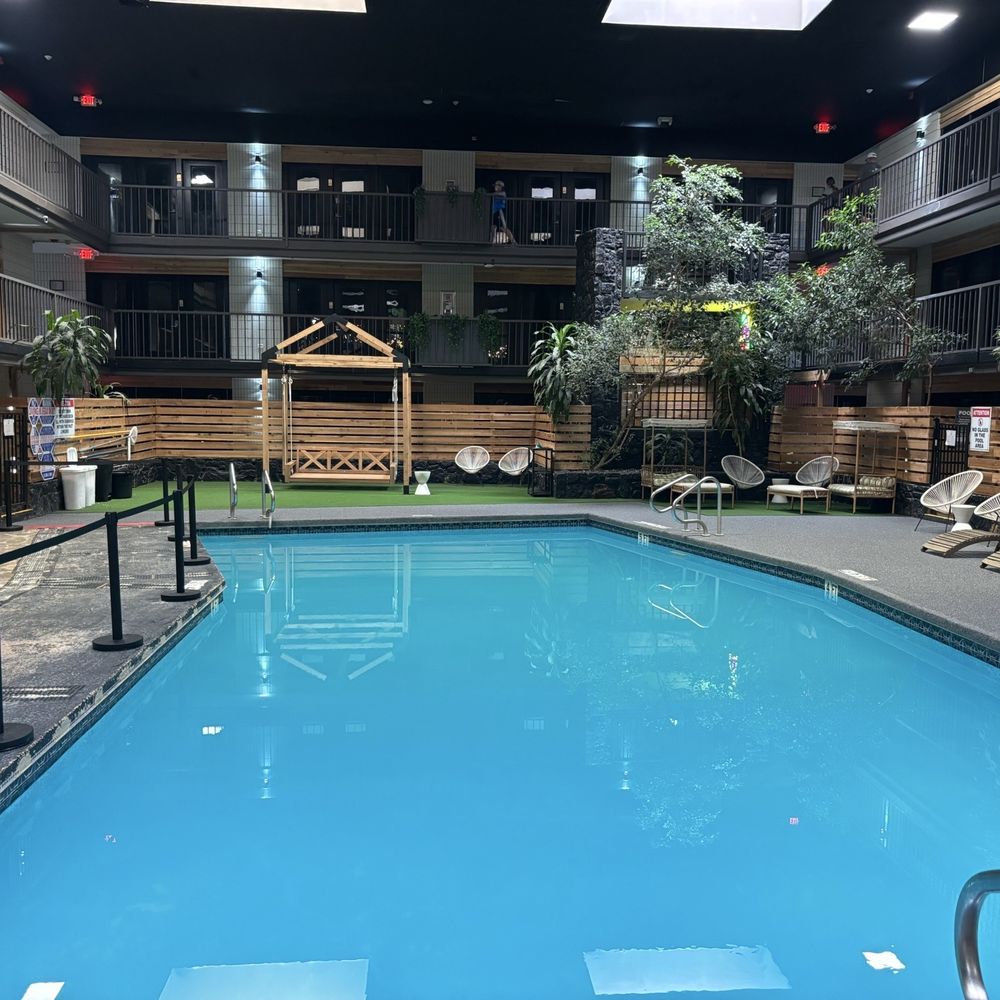 Cactus Cove Inn & Suites - Indoor pool area - Hotels Near Me - Amarillo, Texas