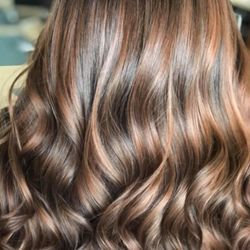 Yoli's Hair Salon