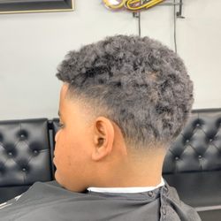 Elegancias barbershop - Cuts