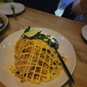 Kin Dee - Pad Thai! - Thai Near Me - Seattle, Washington