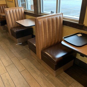 Zaxbys - Dirty tables and floors. - Salad Near Me - Byron, Georgia Zaxbys - Dirty tables and floors. - Salad Near Me - Byron, Georgia
