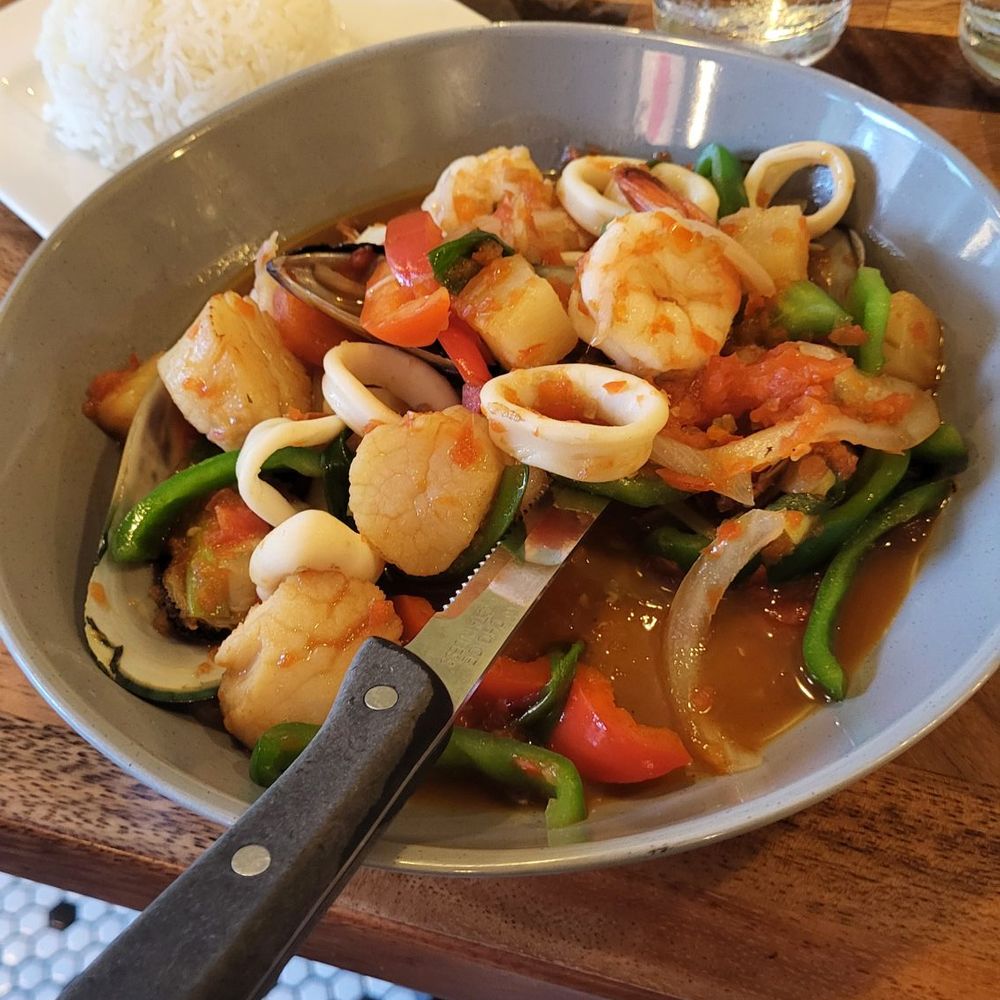 Pru Thai Lambertville - Andaman Seafood - Thai Near Me - Lambertville, New Jersey