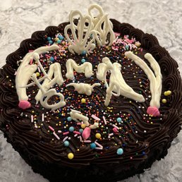 Amazing 2 layer chocolate cake!!! Amazing 2 layer chocolate cake!!!