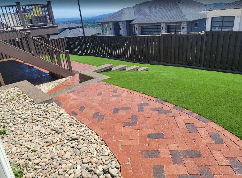 Greenwood Landscape - tree service in Woodburn, OR