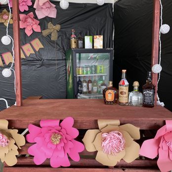 Lavish Cocktails - Our bar is included in our prices or you can rent your own bar to create the look you are going for ! - Bartenders Near Me Lavish Cocktails - Our bar is included in our prices or you can rent your own bar to create the look you are going for ! - Bartenders Near Me