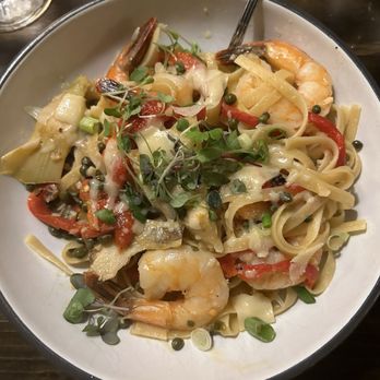 Harrison's Restaurant & Bar - Sauteed Shrimp Fettuccine - Bars Near Me - Stowe, Vermont Harrison's Restaurant & Bar - Sauteed Shrimp Fettuccine - Bars Near Me - Stowe, Vermont