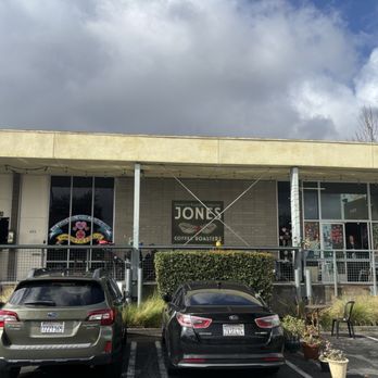 JONES COFFEE ROASTERS - Updated May 2025 - 1182 Photos & 1017 Reviews