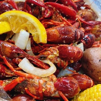 Ocean Crawfish - Garlic butter medium spice. Freshness overload. - Vietnamese Near Me - Houston, Texas