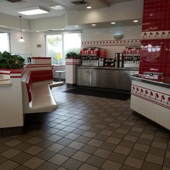 In-N-Out Burger - Burgers Near Me - Temecula, California