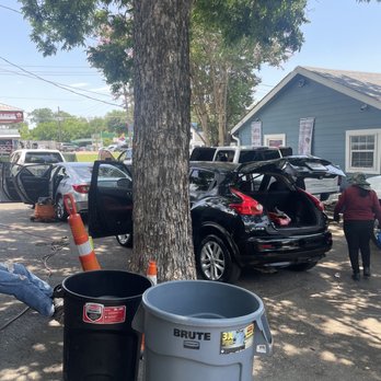 Car Detail - This is outside the small house where you get the interior cleaning. There are some chairs to sit in off to the side. - Auto Detailing Near Me - Austin, Texas Car Detail - This is outside the small house where you get the interior cleaning. There are some chairs to sit in off to the side. - Auto Detailing Near Me - Austin, Texas