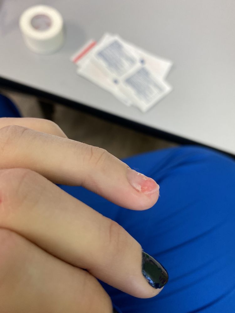 HAPPY NAILS SPA 17 Photos & 28 Reviews 3601 Edison Rd, South Bend