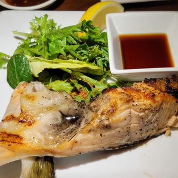 Umi Sake House - HH Sake Kama, grilled salmon collar, $7 - 5 Stars - Sushi Bars Near Me - Seattle, Washington Umi Sake House - HH Sake Kama, grilled salmon collar, $7 - 5 Stars - Sushi Bars Near Me - Seattle, Washington