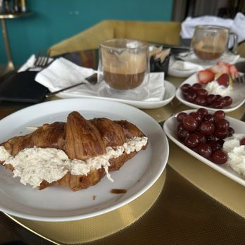 Amuse 5 Bakery - The chicken croissant and cappuccino were delicious! - Bakeries Near Me - Bradenton, Florida