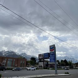 Chevron - Mountains