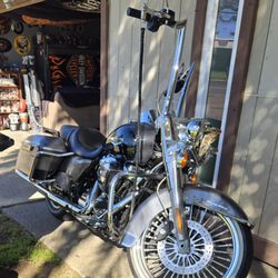 Haustyle Motorcycles - 2022 roadking