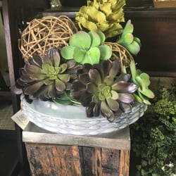 Susan Lungar Dba Becks Silk Flower