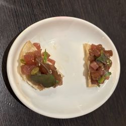 Chop Steakhouse & Bar - Complimentary tuna tartare
