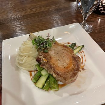 Hamilton's Kitchen - Kurobuta pork chop - New American Near Me - Winter Park, Florida