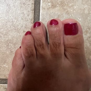 Busy Bee Nails&spa - I had to ask for a double coat. - Nail Salons Near Me - Manteca, California