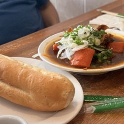 Pho 24 - bo kho with bread