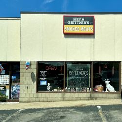 Herb Brittner's Smoked Meats - Front exterior of meat store (enter through next-door card store)