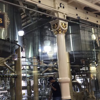 Budweiser Brewery Experience - Beer Tours Near Me - Saint Louis, Missouri