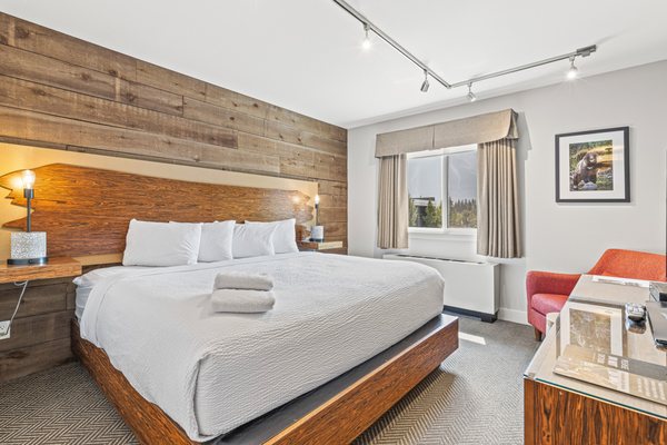 Basecamp Lodge Canmore by null