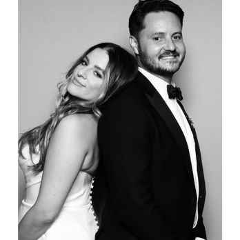 Tipsy Twins Photobooth - Photo Booth Rentals Near Me Tipsy Twins Photobooth - Photo Booth Rentals Near Me