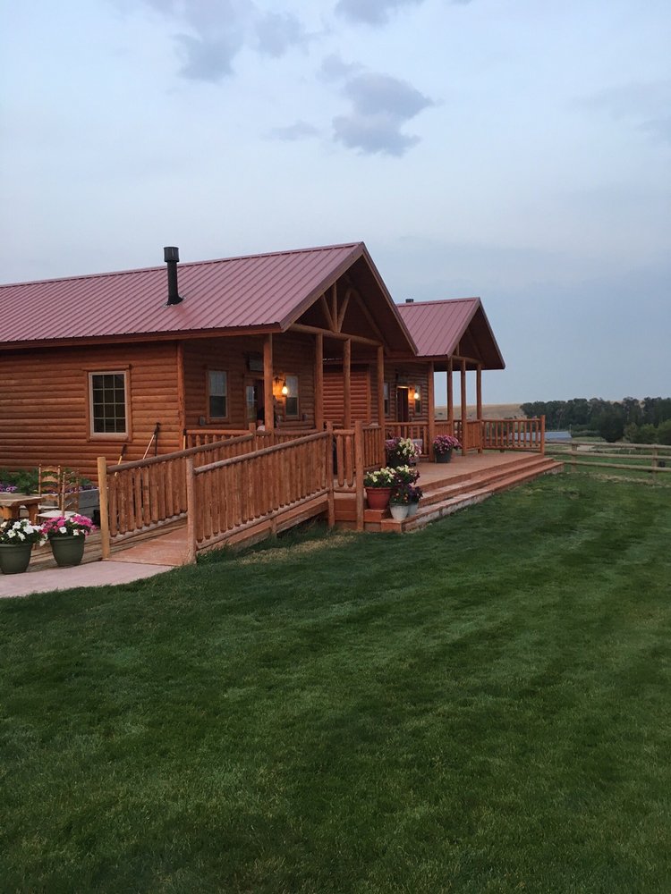 THE BARNSION Updated September 2024 402 S River Dr, Harlowton