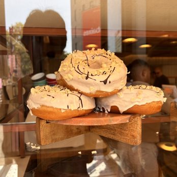 Farggi - Donut - Coffee & Tea Near Me - Barcelona, B