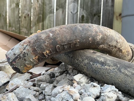 Tidal Drain Cleaning & Handyman Services Logo