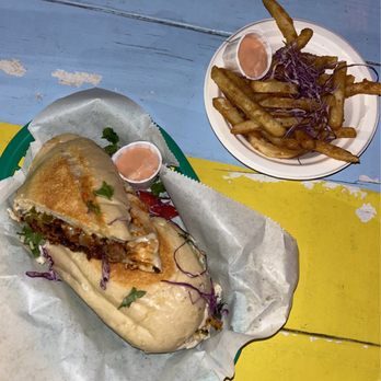 Cali N Tito's - Al pastor cubano - Latin American Near Me - Athens, Georgia