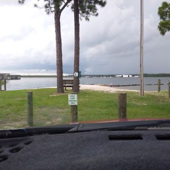 River Through Atlanta - Apalachicola bay clam hunt - Fishing Near Me