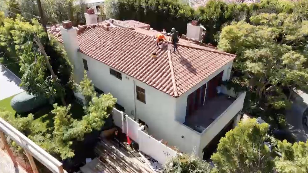 Slide of Best Roofing Solution