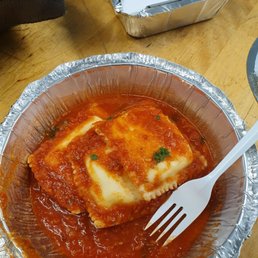 3 pieces of ravioli 3 pieces of ravioli