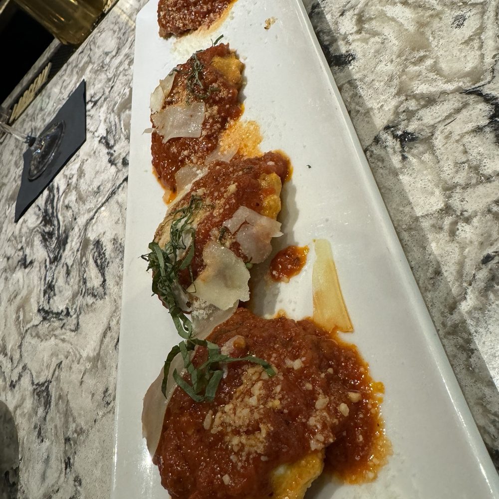 Bella - Crispy ravioli - Italian Near Me - Maryville, Tennessee